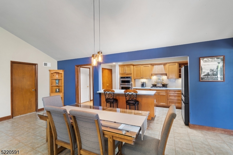 White Meadow Lake - Residential