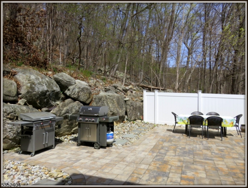 LACKAWANNA LAKEFRONT - Residential