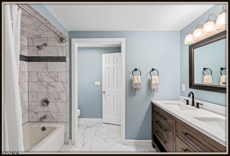 LACKAWANNA LAKEFRONT - Residential