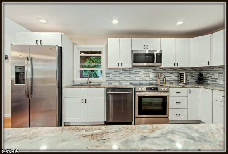 LACKAWANNA LAKEFRONT - Residential