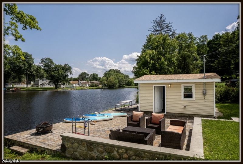 LACKAWANNA LAKEFRONT - Residential