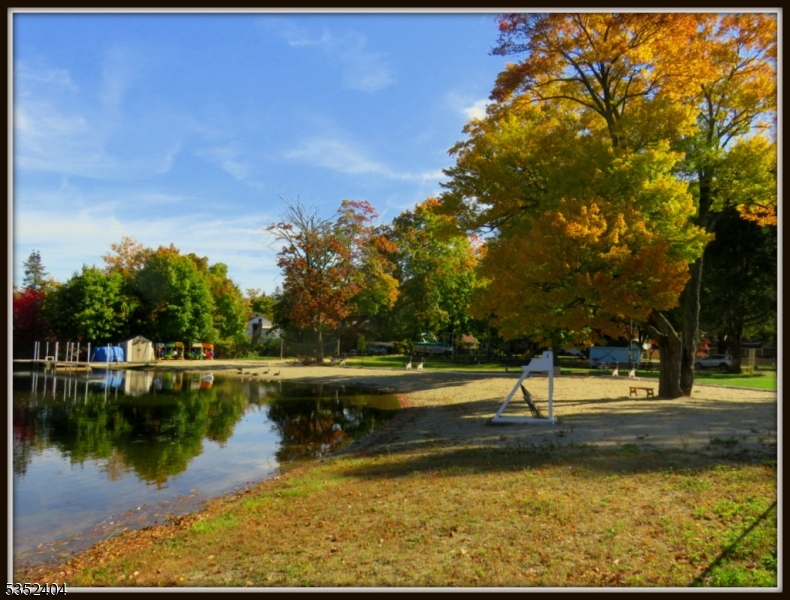 LACKAWANNA LAKEFRONT - Residential