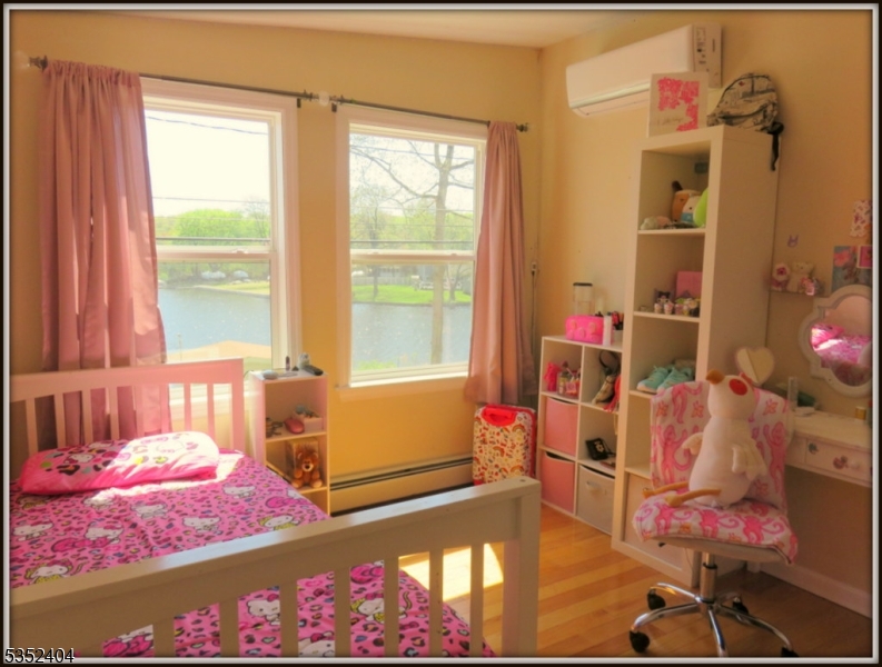 LACKAWANNA LAKEFRONT - Residential