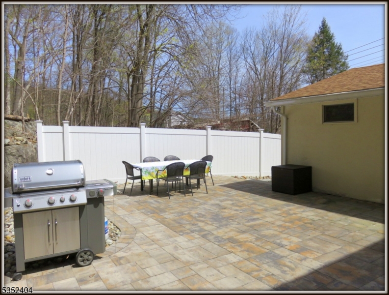 LACKAWANNA LAKEFRONT - Residential