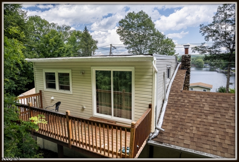 LACKAWANNA LAKEFRONT - Residential