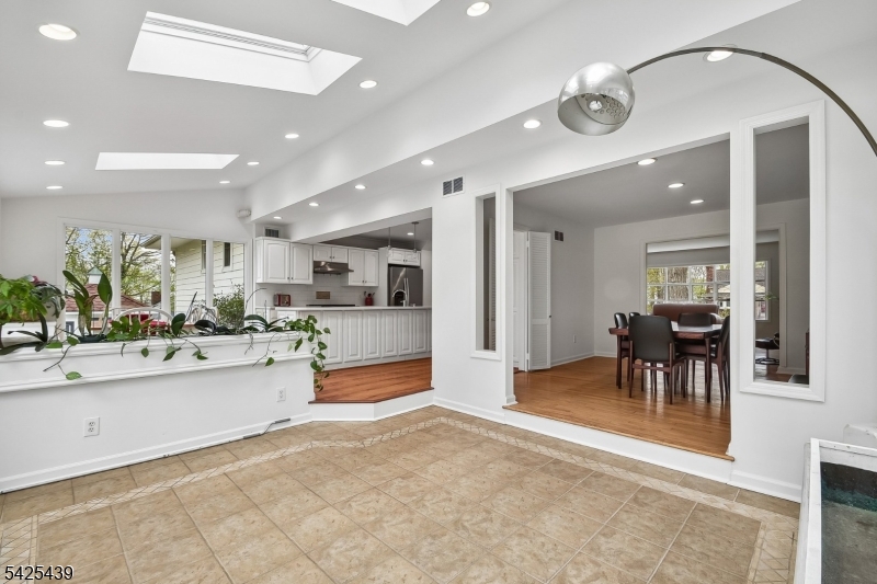 Murray Hill - Residential