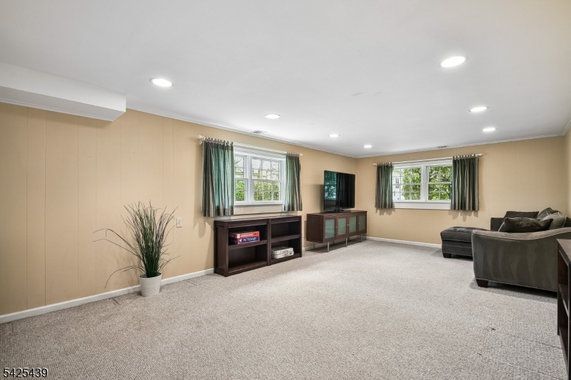 Murray Hill - Residential