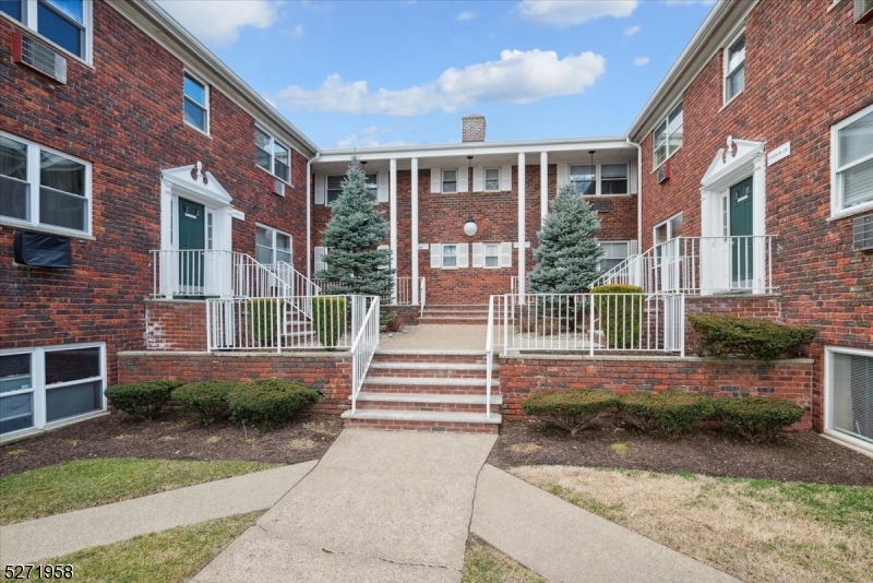 The Manor - Residential