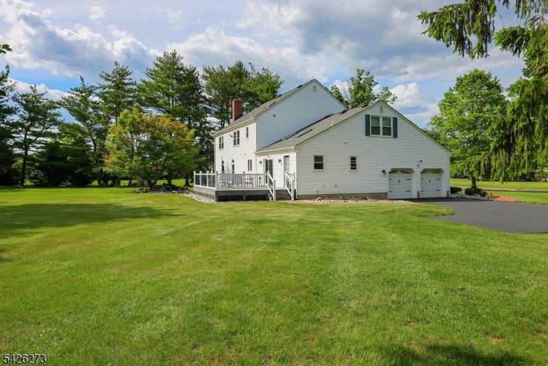 77 Ridgeview Dr, Montgomery Twp., NJ, 08502, USA, 4 Bedrooms Bedrooms, ,3 BathroomsBathrooms,Residential,Contingent,77 Ridgeview Dr,4032193