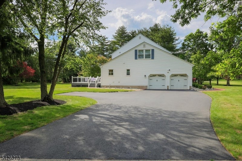 77 Ridgeview Dr, Montgomery Twp., NJ, 08502, USA, 4 Bedrooms Bedrooms, ,3 BathroomsBathrooms,Residential,Contingent,77 Ridgeview Dr,4032193