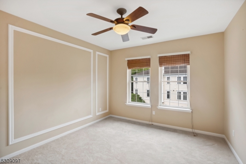 Photo 10 of 20 of 6019 Brookfield Glen Dr 19 condo