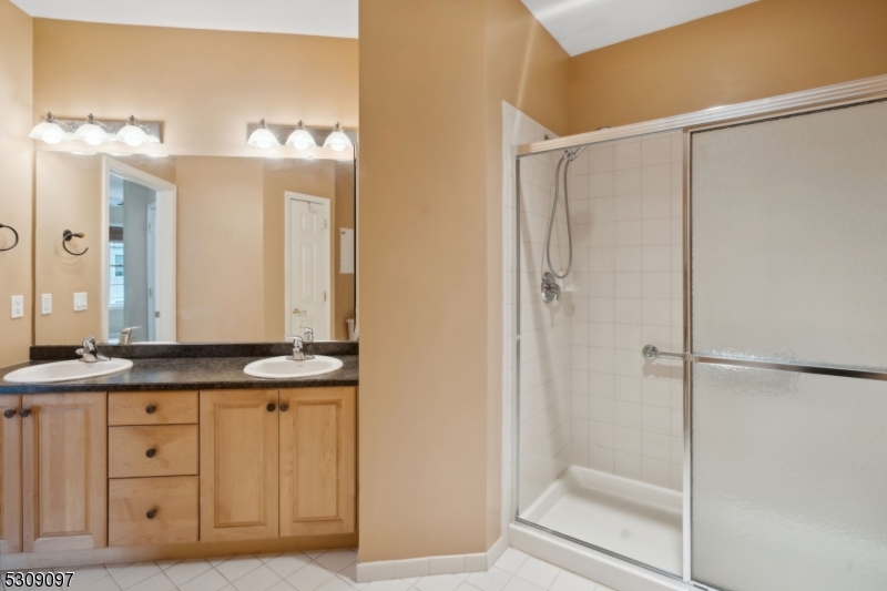 Photo 12 of 20 of 6019 Brookfield Glen Dr 19 condo