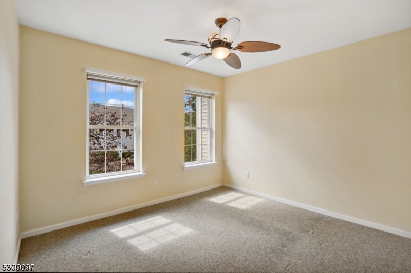Photo 14 of 20 of 6019 Brookfield Glen Dr 19 condo