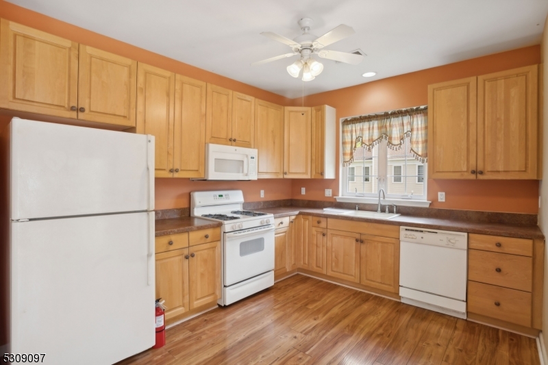 Photo 6 of 20 of 6019 Brookfield Glen Dr 19 condo