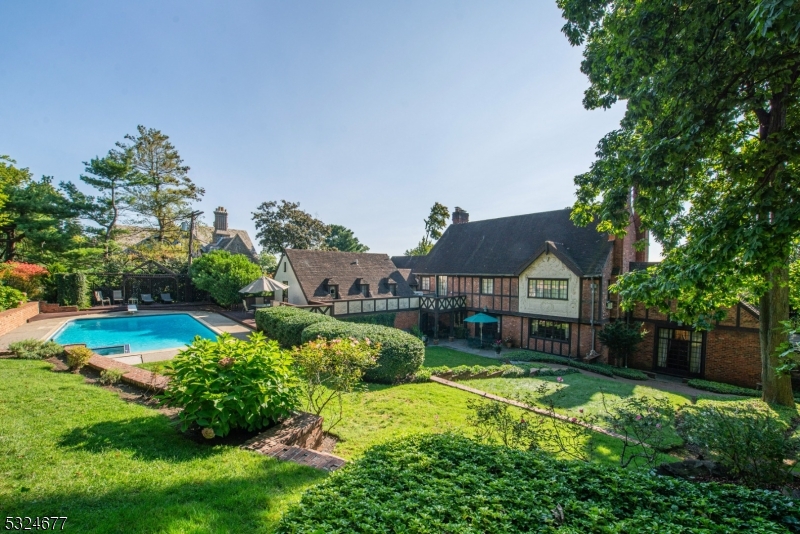 Mountain District - Residential