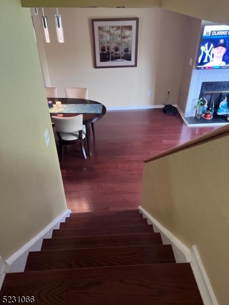 Cross Road - Residential