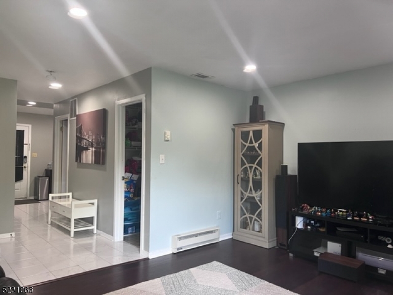 Cross Road - Residential