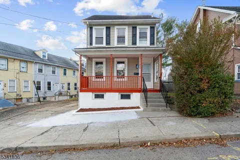 MLS: 3949081