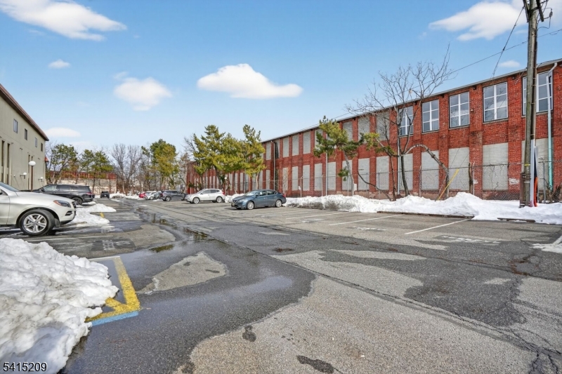 Albion - Residential