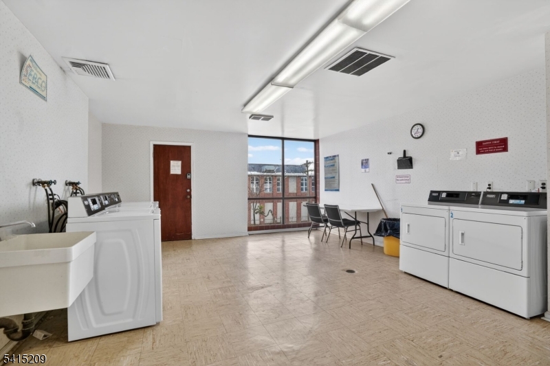 Albion - Residential