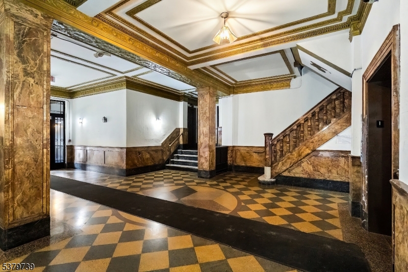 The Madrid - Residential