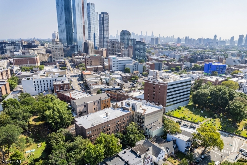 The Madrid - Residential