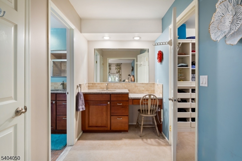 Whitehouse Station - Residential