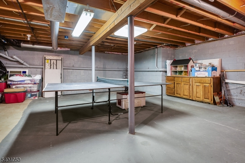 Whitehouse Station - Residential