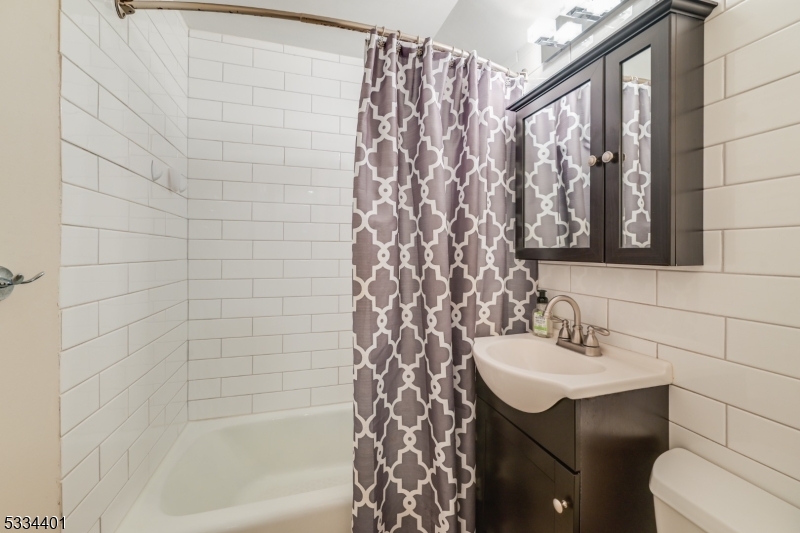 Randolph Twp., New Jersey 07869, United States, 2 Bedrooms Bedrooms, ,2 BathroomsBathrooms,Residential,Pending,10348