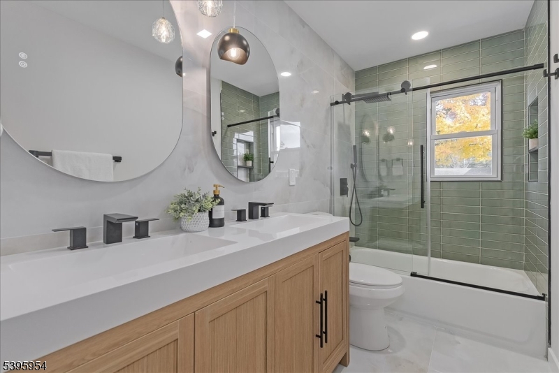 REDWOOD - Residential