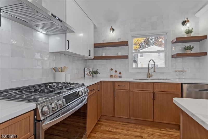 REDWOOD - Residential