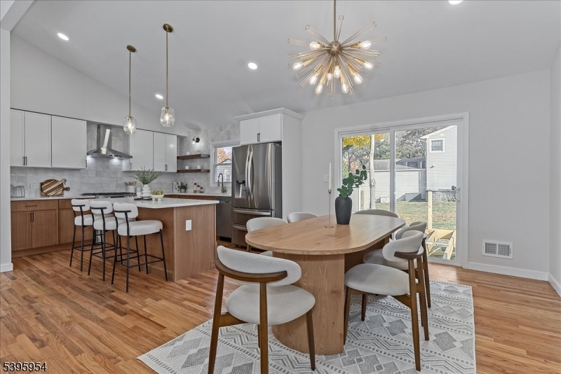 REDWOOD - Residential