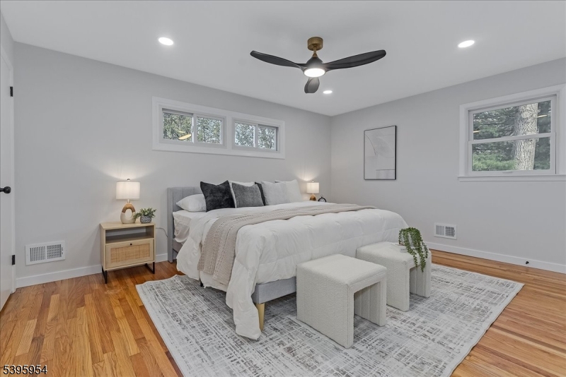 REDWOOD - Residential