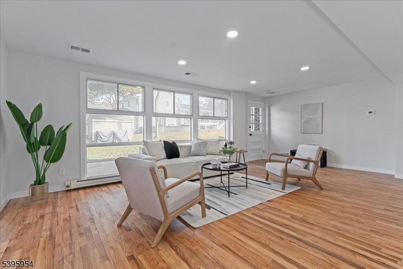 REDWOOD - Residential