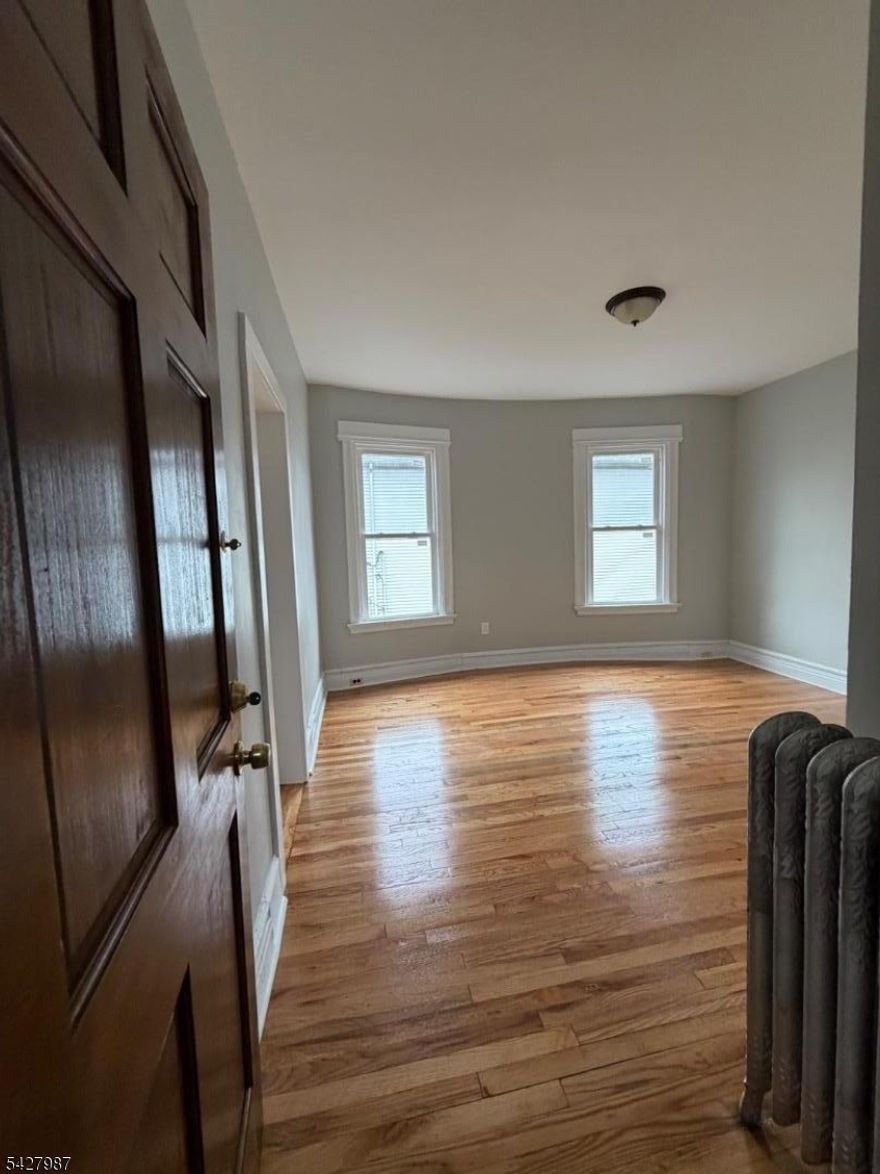 Spacious, recently renovated 3-bedroom apartment with a bright layout and great natural light throughout. Features an additional bonus room, perfect for a home office, guest space, or flex use.Conveniently located near major highways, public transportation, shopping, and local amenities. Section 8 and housing vouchers welcome.