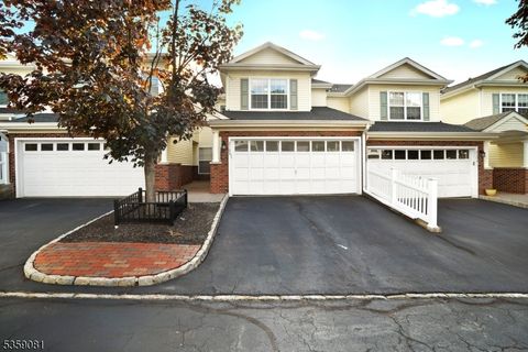 2105 Middlefield Ct, Denville Twp., NJ 07834 - #: 3964459