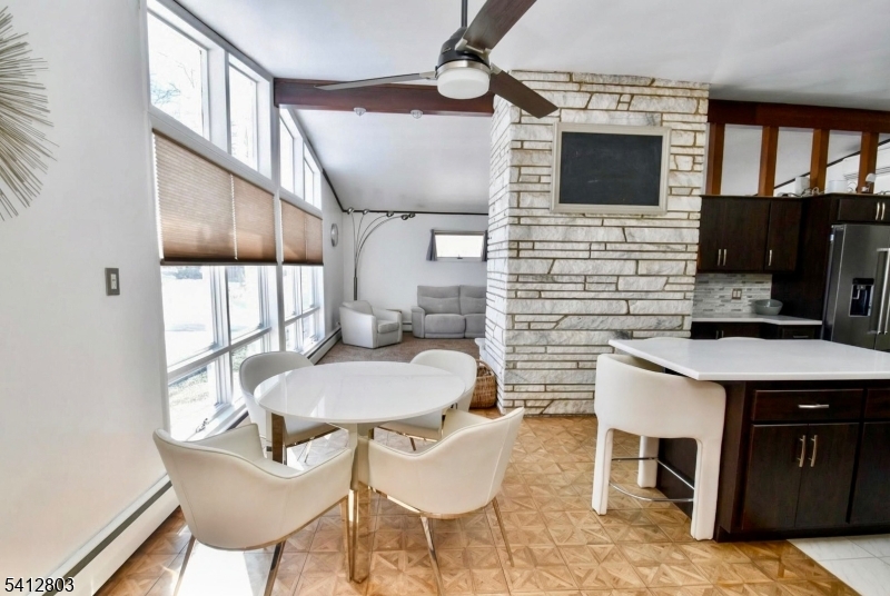 DEER TRAIL LAKE - Residential