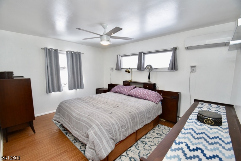 DEER TRAIL LAKE - Residential