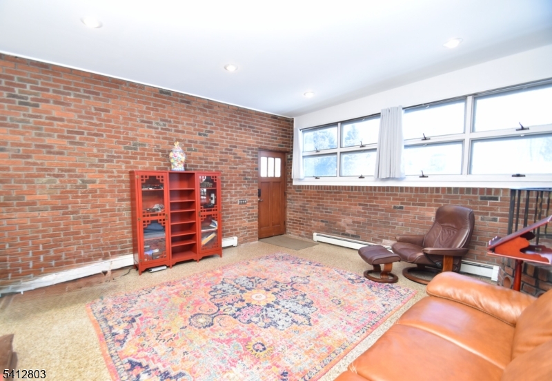 DEER TRAIL LAKE - Residential