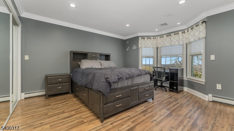 Alexandria - Overlook - Residential