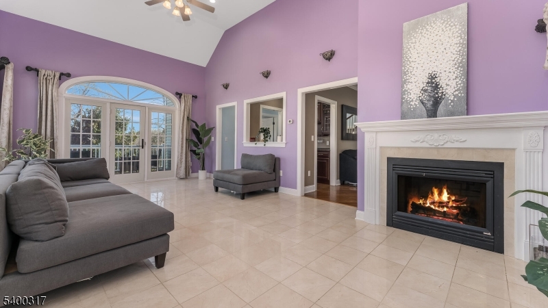 Alexandria - Overlook - Residential