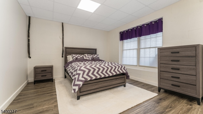 Alexandria - Overlook - Residential