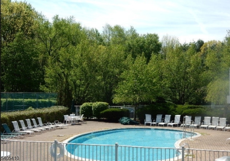 The Glens - Residential