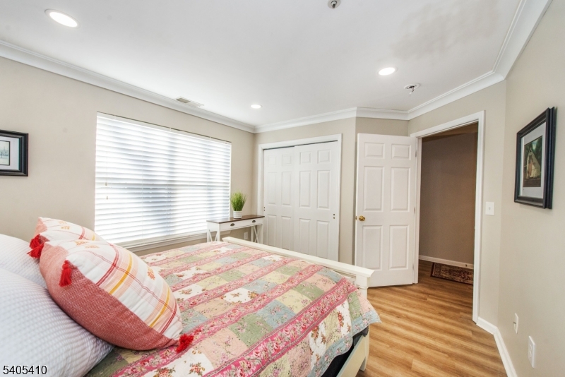 The Glens - Residential