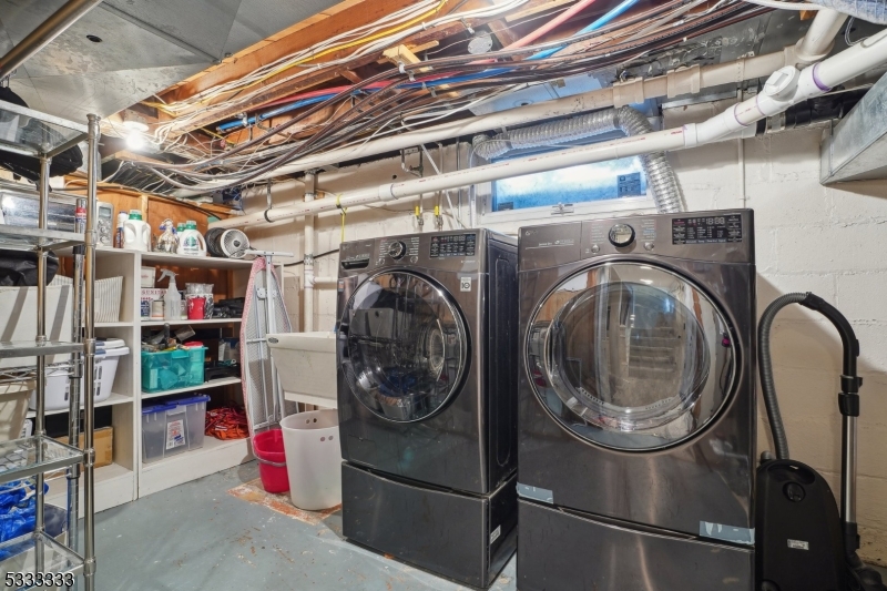 Knollwood - Residential