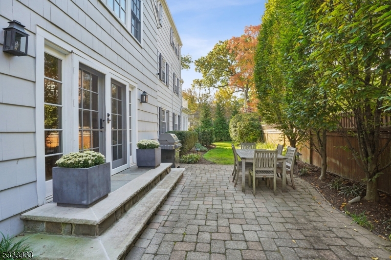 Knollwood - Residential