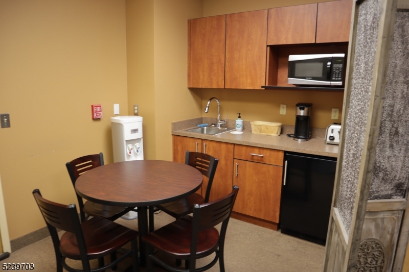 Bedminster Twp., New Jersey 07921, United States, ,Commercial,Active,71176