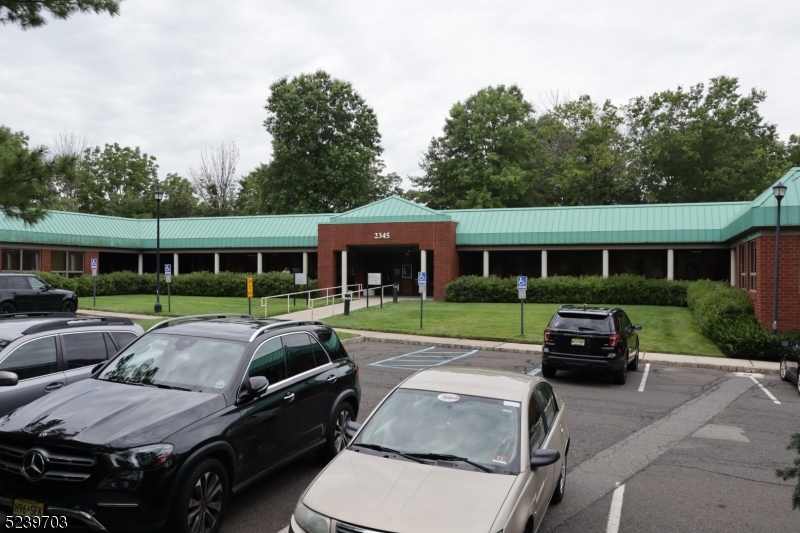 Bedminster Twp., New Jersey 07921, United States, ,Commercial,Active,71176