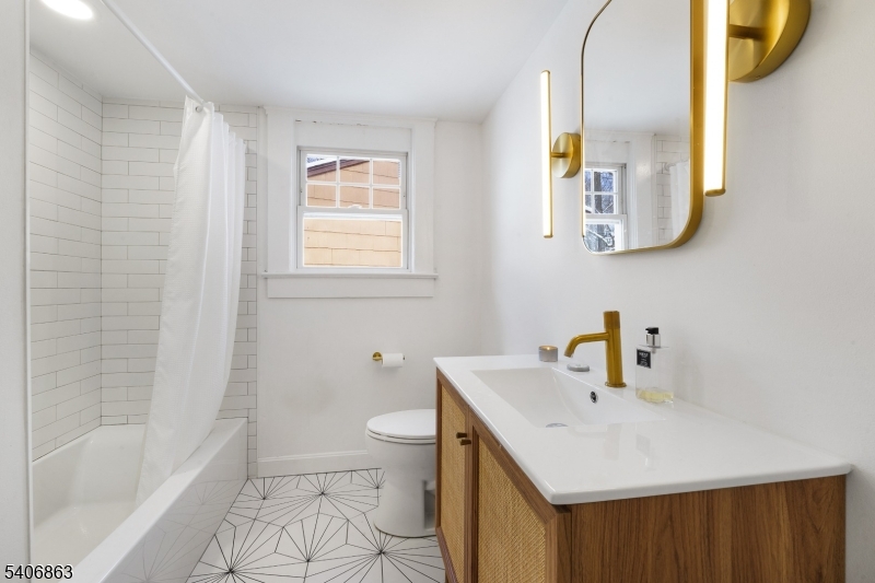 Indian Lake - Residential Lease