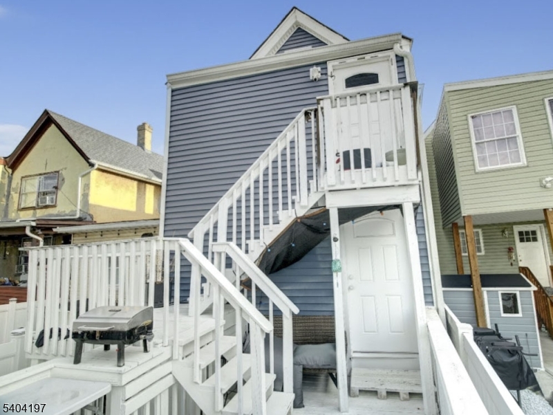 Peterstown - Residential Income